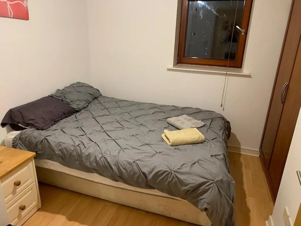 Perfect Airport Apartments Dublin 0*,