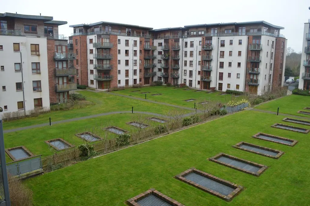 Perfect Airport Apartments Dublin 0*,